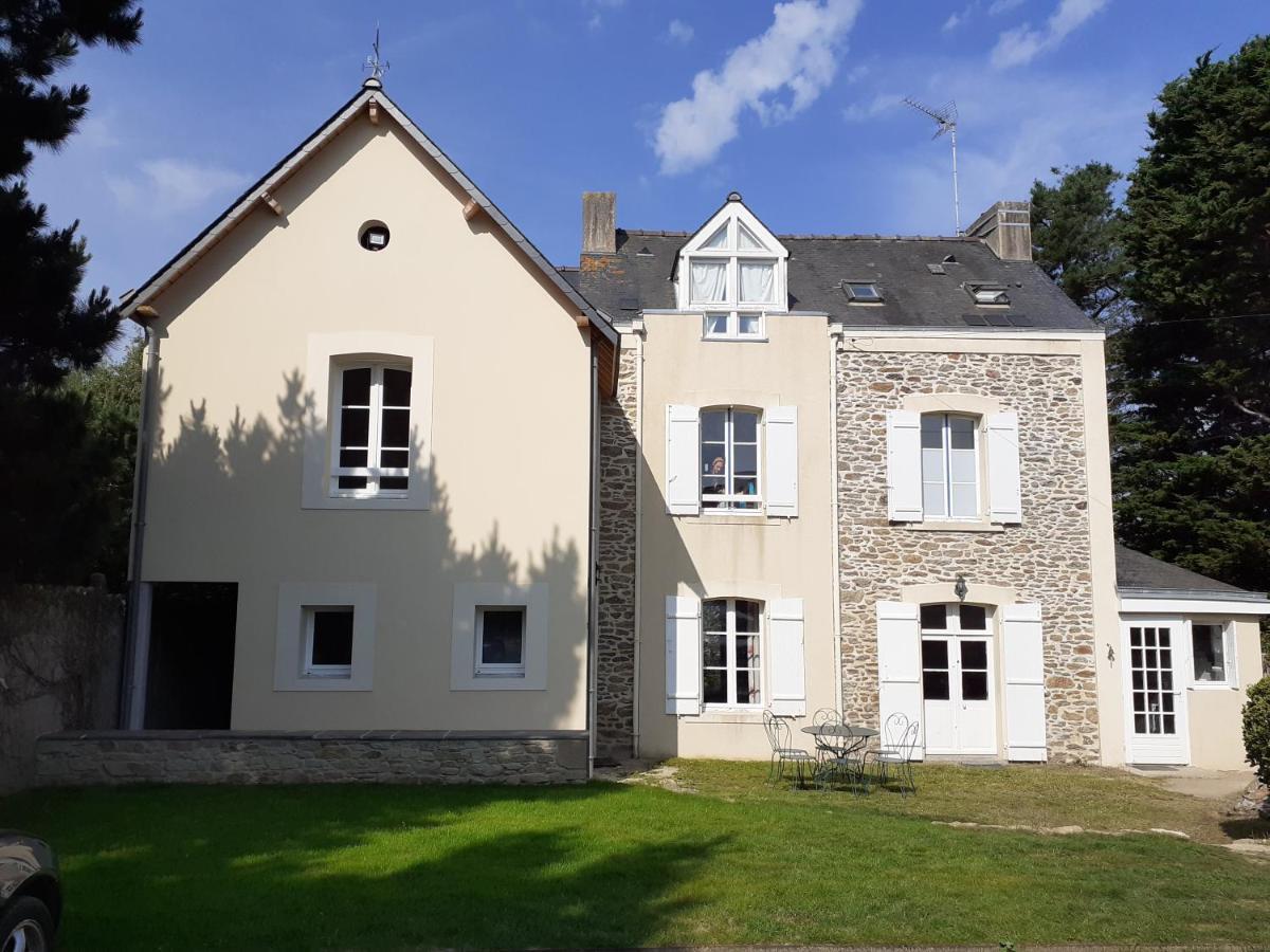 Maison Vue Exeptionnelle Sur La Mer Lancieux Exterior photo
